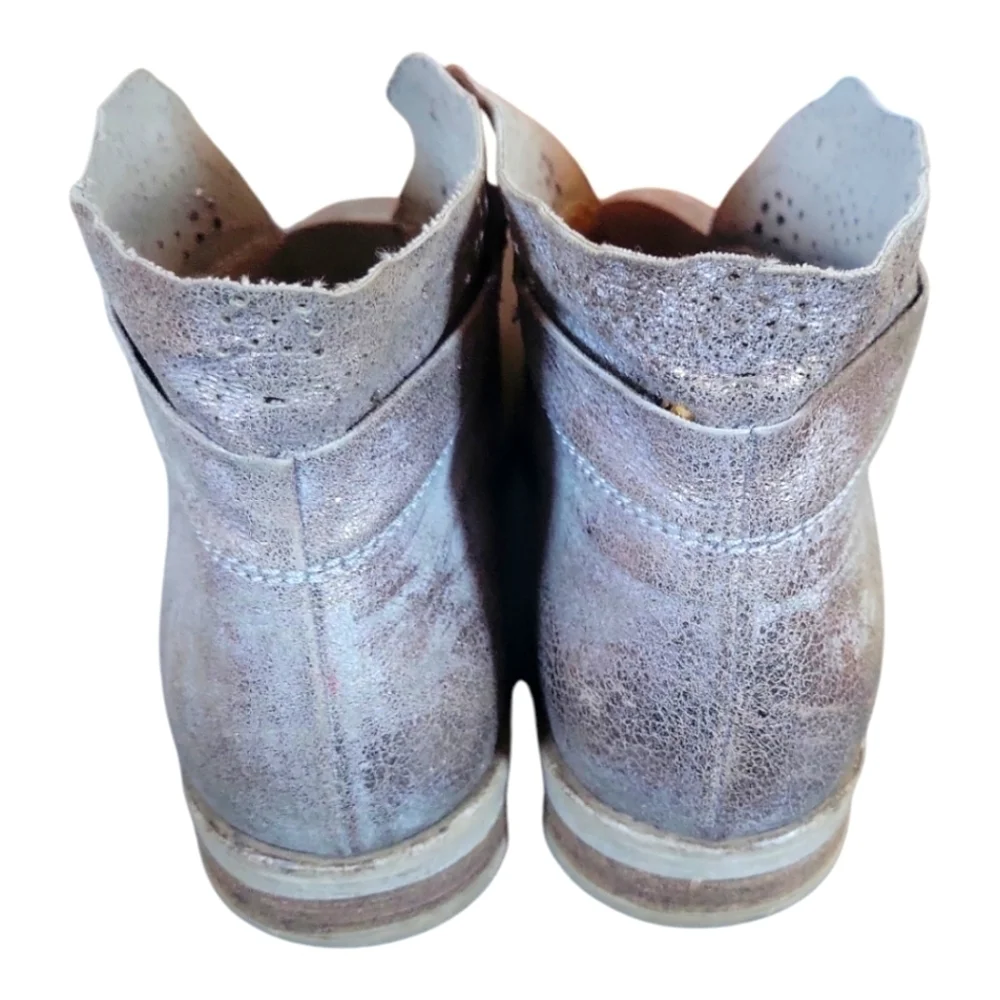 Sundance Stargazer Mettalic Shimmer Leather Bohemian Perforated Bootie  Size 38